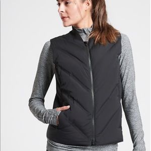 Athleta Inlet Vest Black